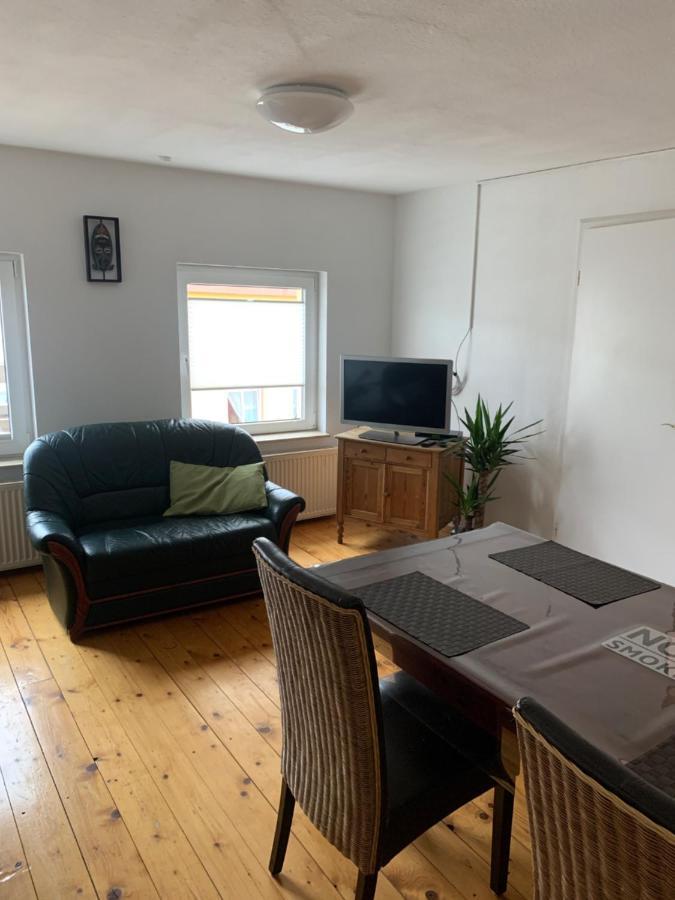Ferienwohnung In Schlossnaehe ชเวียรีน ภายนอก รูปภาพ