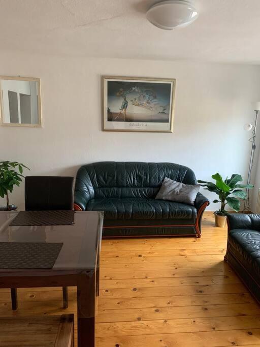 Ferienwohnung In Schlossnaehe ชเวียรีน ภายนอก รูปภาพ